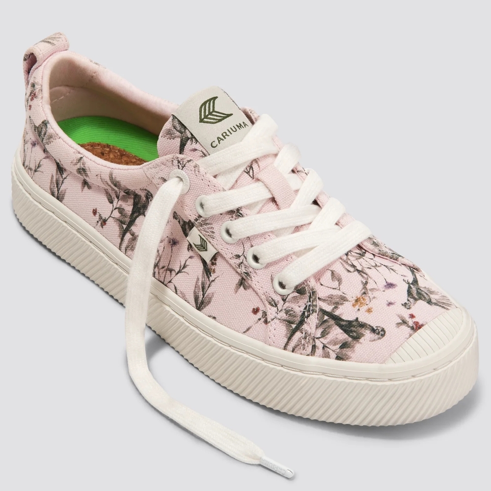 Cariuma Pale Lilac Parrot Print Sneakers